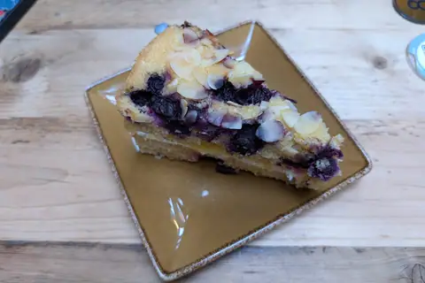 Lesvegan Bakery photo 4